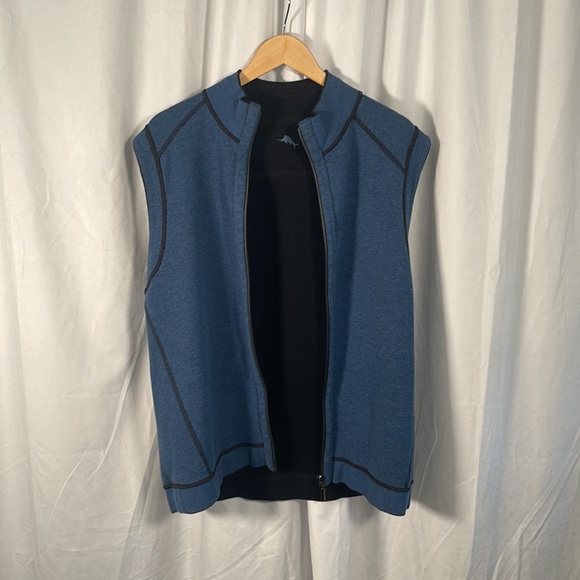 Tommy Bahama Reversible Zip Vest | Black and Blue | Large - Picture 3 of 6
